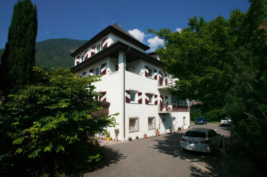 Nespecifikovaný výhled na hory nebo výhled na hory při pohledu z aparthotelu