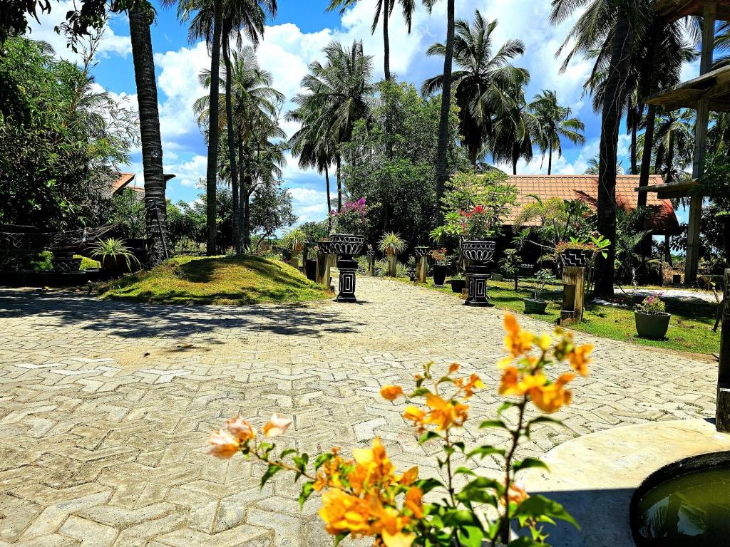 Zahrada ubytování Cocolagoon eco Resort Nilaveli