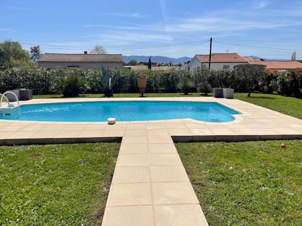 Photo de la galerie de l'établissement Villa in Vidauban with Pool & Vineyards Nearby, à Vidauban