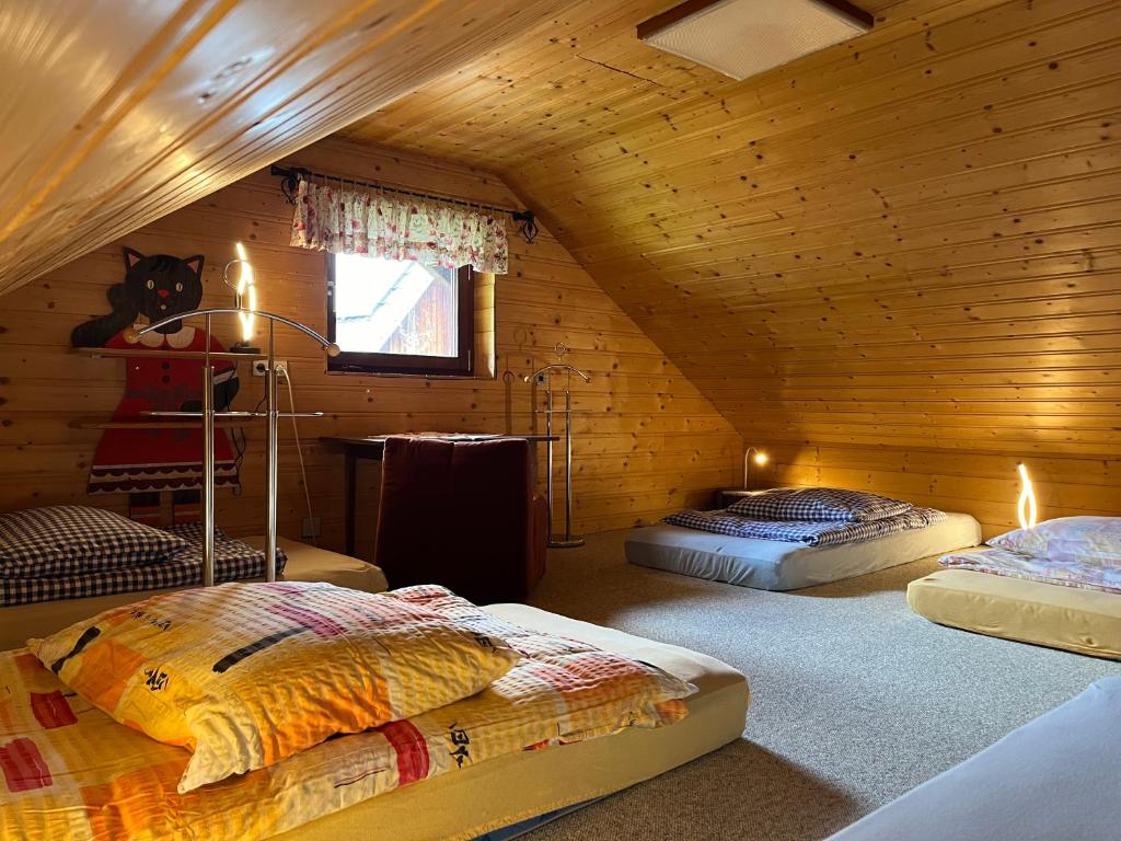 Postel nebo postele na pokoji v ubytování Haus Brugger