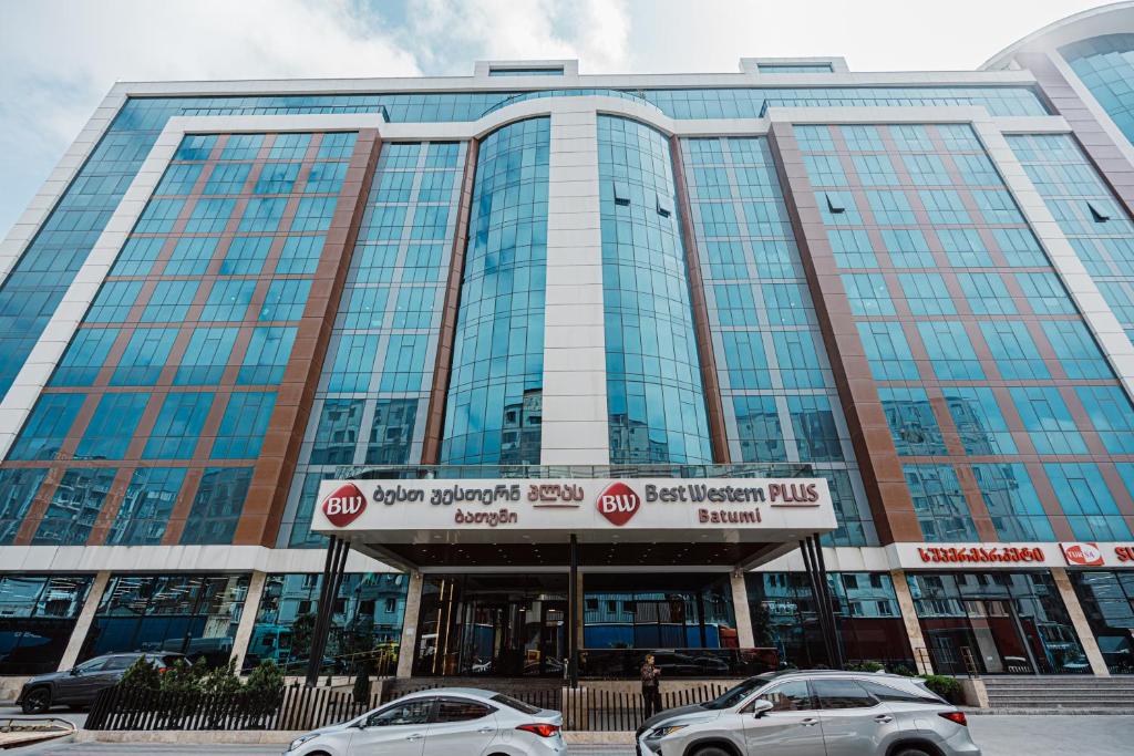Best Western Plus Batumi در باتومی