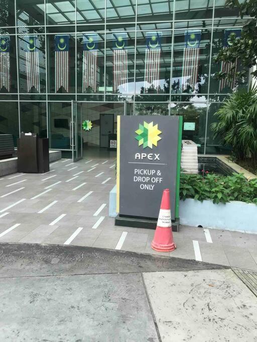 Gambar di galeri bagi cozy cybersqaure with wifi free parkin & netflix109 di Cyberjaya