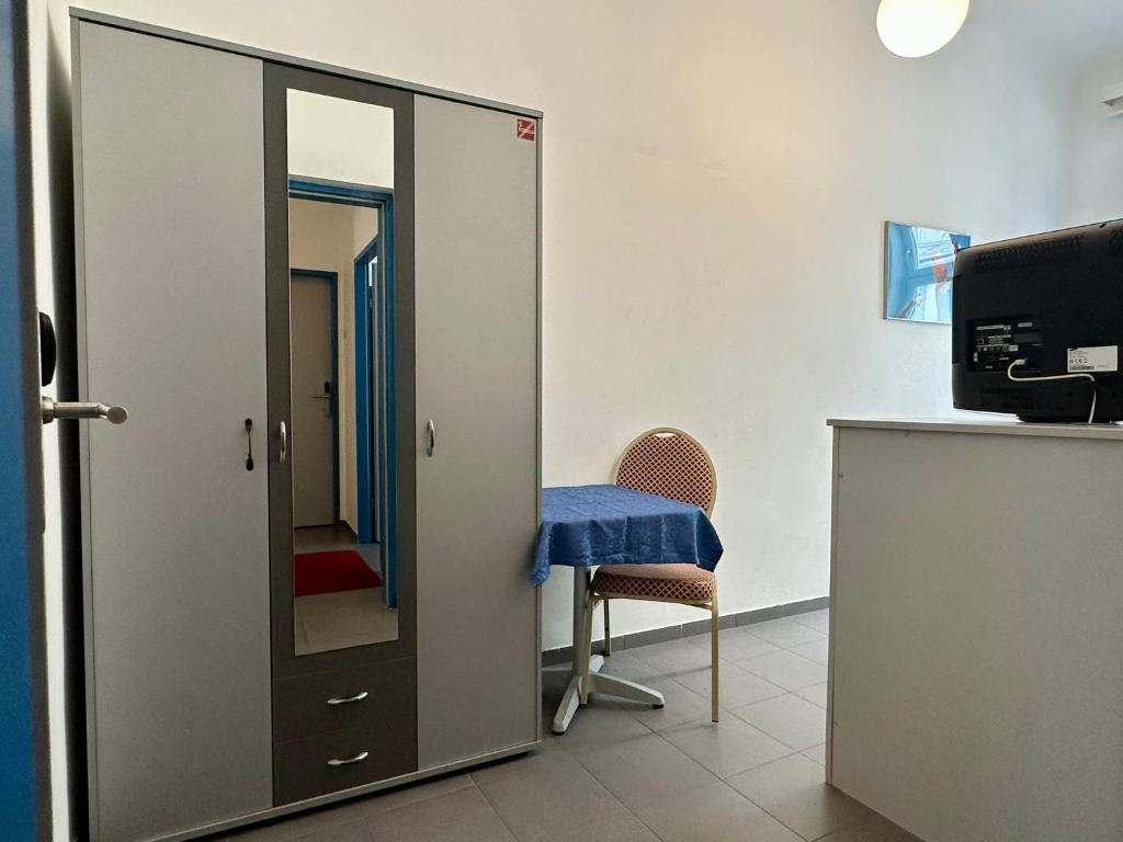 Very Central, 5 min to city center, Self Check In - Resim 45