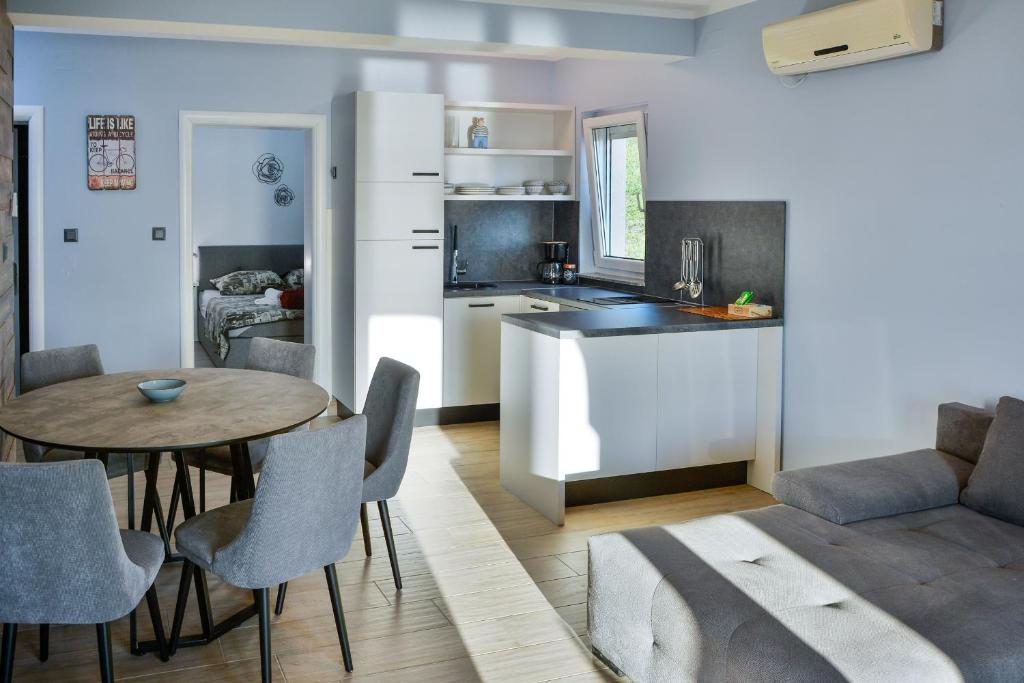Kuchyň nebo kuchyňský kout v ubytování Sea view