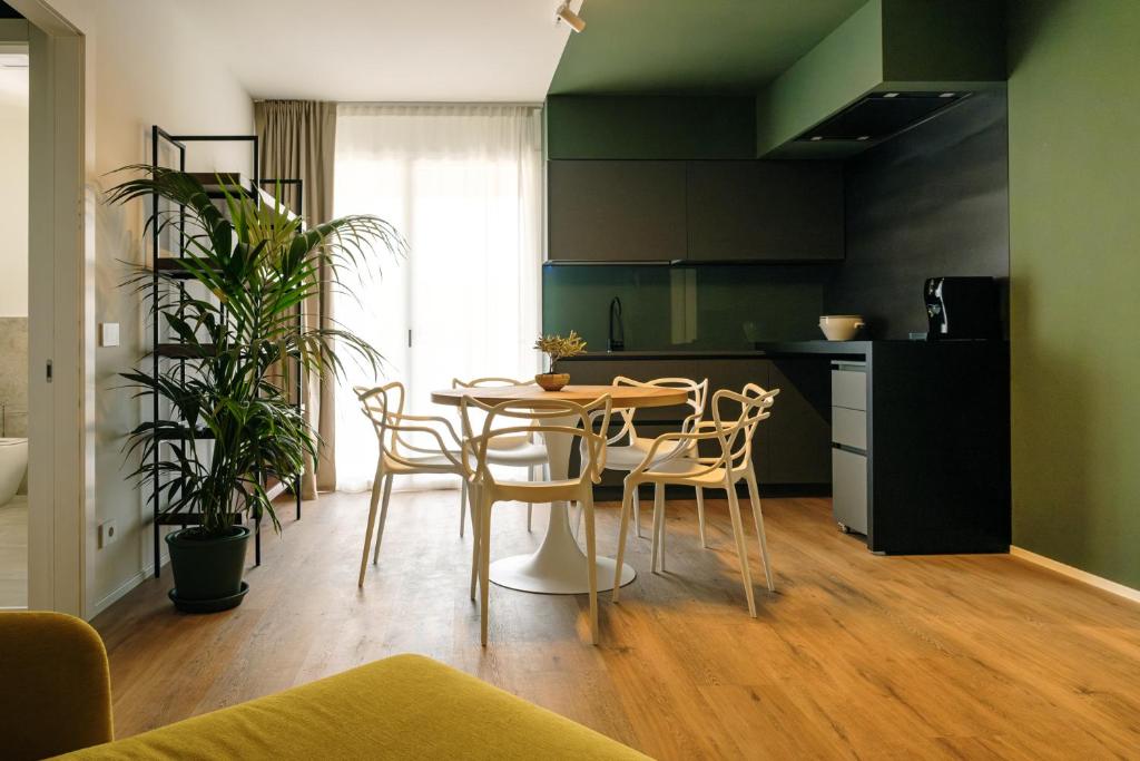 Kuchyň nebo kuchyňský kout v ubytování Camoma Aparthotel - Suites Apartments