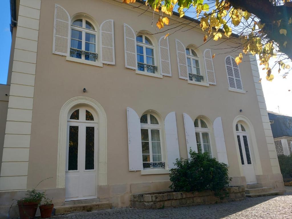 Το κτήριο όπου στεγάζεται  το bed & breakfast
