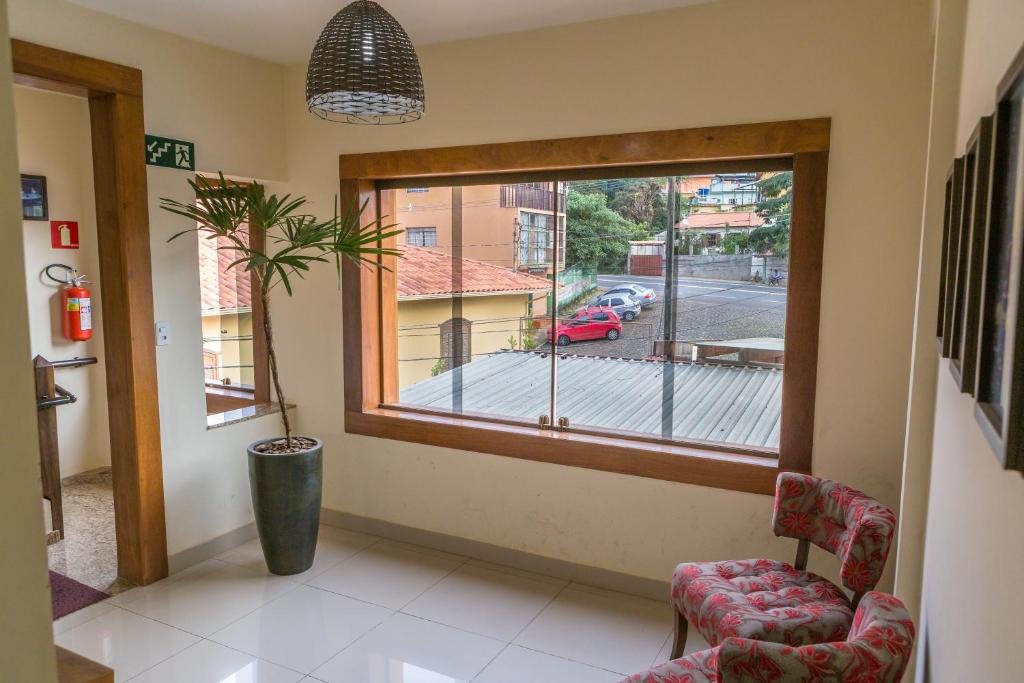  Hotel Bandeirantes