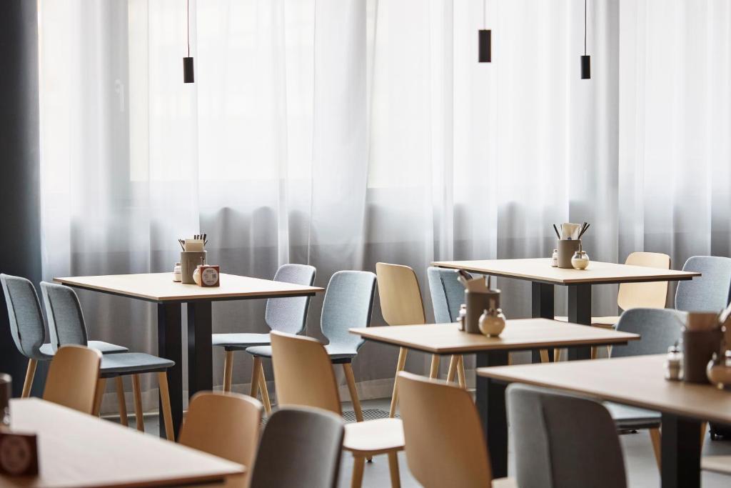 H2 Hotel Wien Schönbrunn - Resim 8