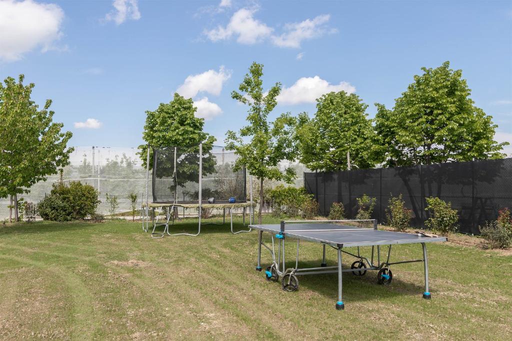 Stolní tenis v ubytování Memento B&B nebo okolí