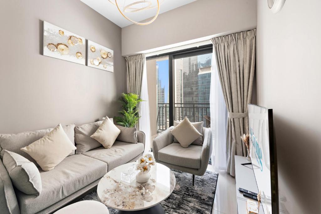 تصویر اتاق‌های ALiving Classy 1BR I Close to Dubai Mall I Zada Tower, Business Bay- 1617 - تصویر ۲