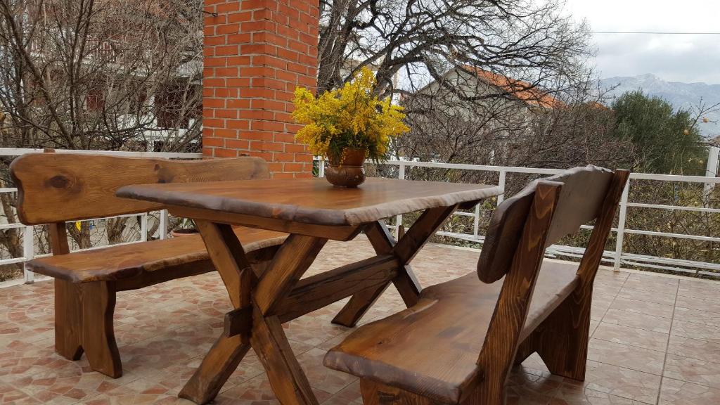 Nespecifikovaný výhled na hory nebo výhled na hory při pohledu z apartmánu
