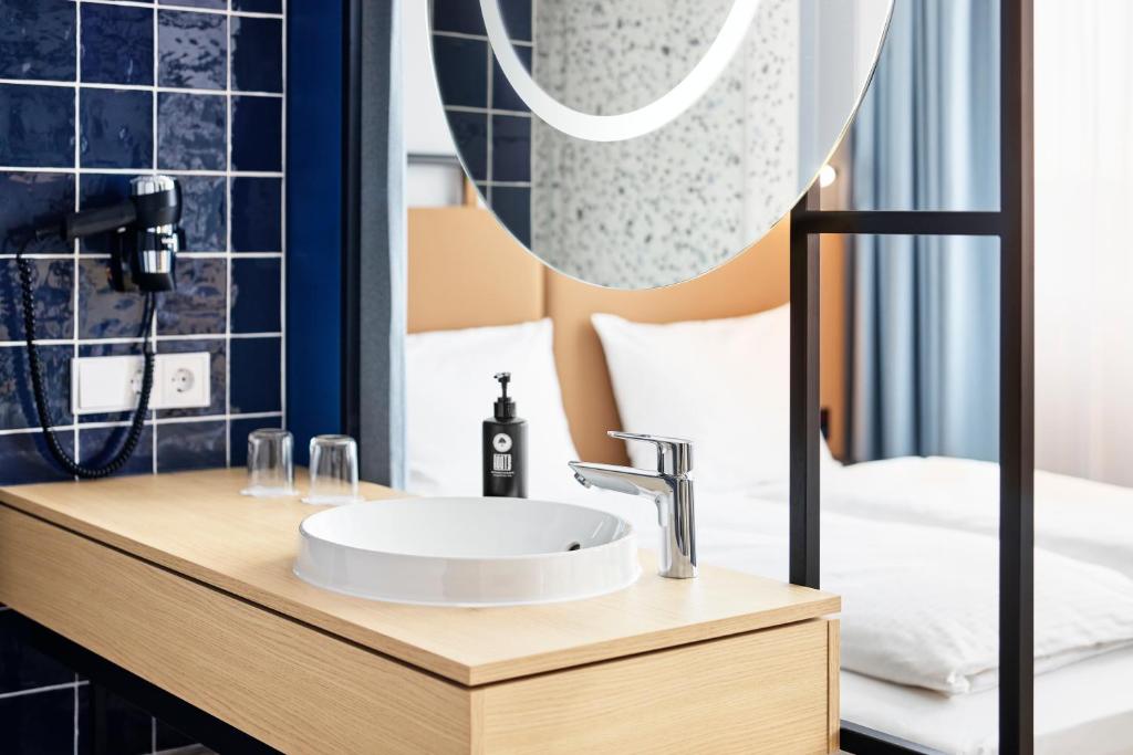 H2 Hotel Wien Schönbrunn - Resim 40