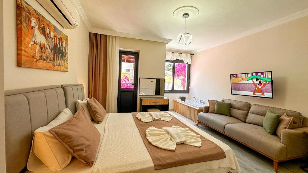 Гостиная зона в Mykonut Boutique Suites