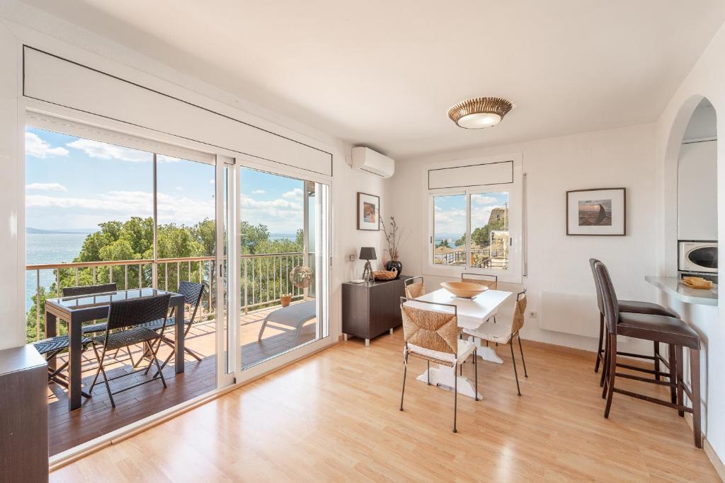 WELCS DUPLEX 140 EMP con vistas al mar