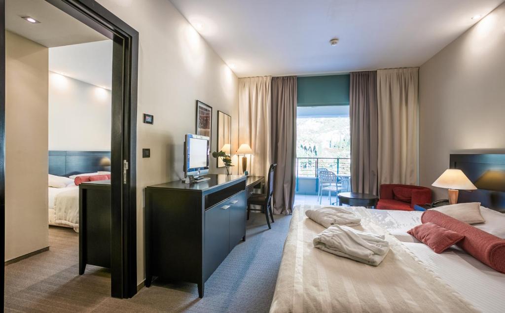 Admiral Grand Hotel - 