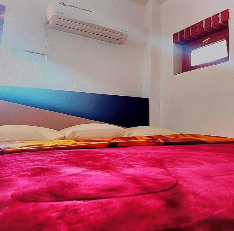 Uma cama ou camas num quarto em Vikendica Raj u prirodi