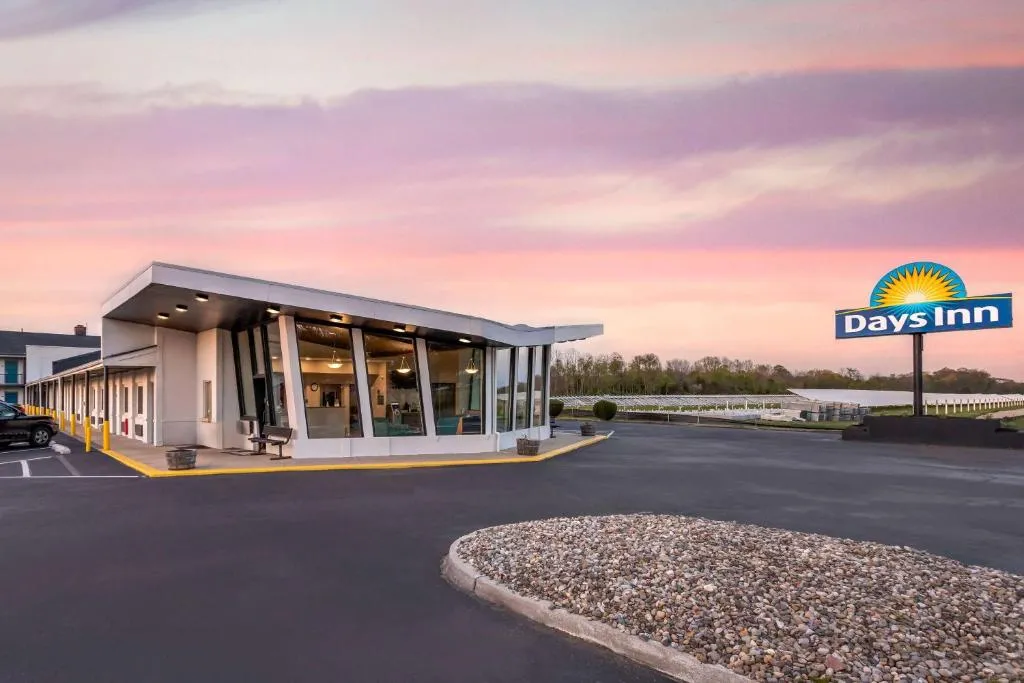 Days Inn by Wyndham Wrightstown McGuire AFB Bordentown in Bensalem