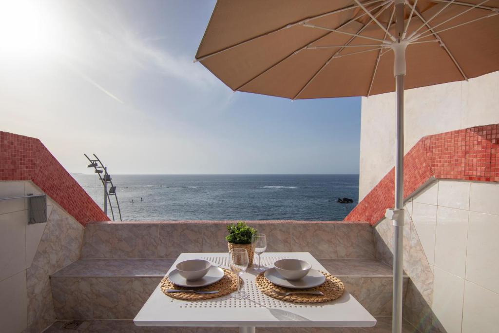 Apartamento frente a la playa de Las Canteras C68