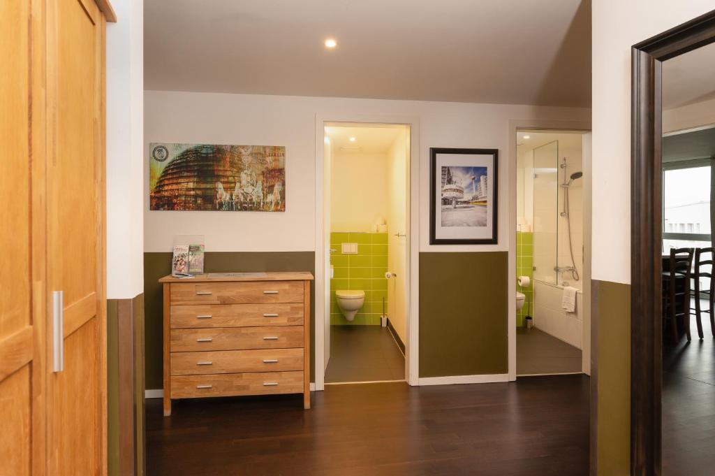 Holiday at Alexanderplatz Apartments - 11