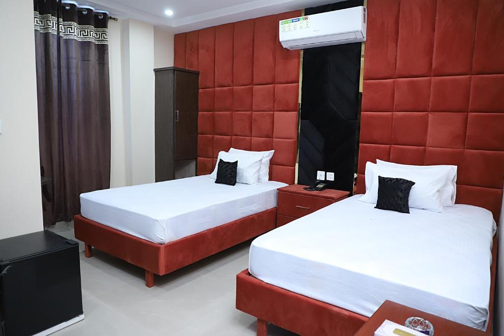 Hotel Luxury Express - Deluxe Twin Room