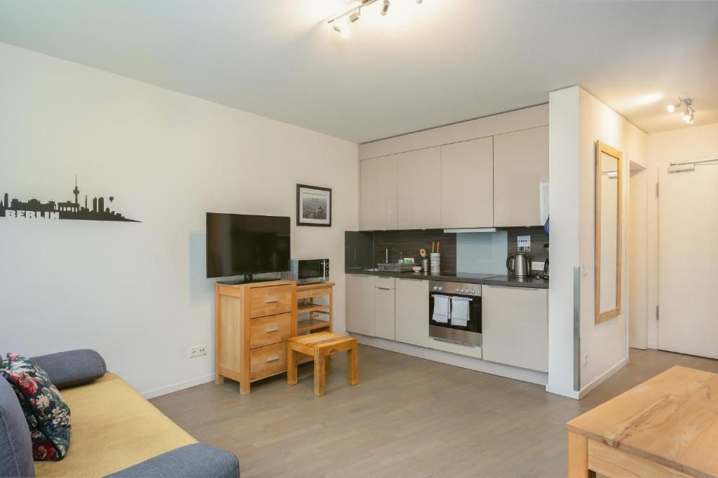 Holiday at Alexanderplatz Apartments - Studio Apartment