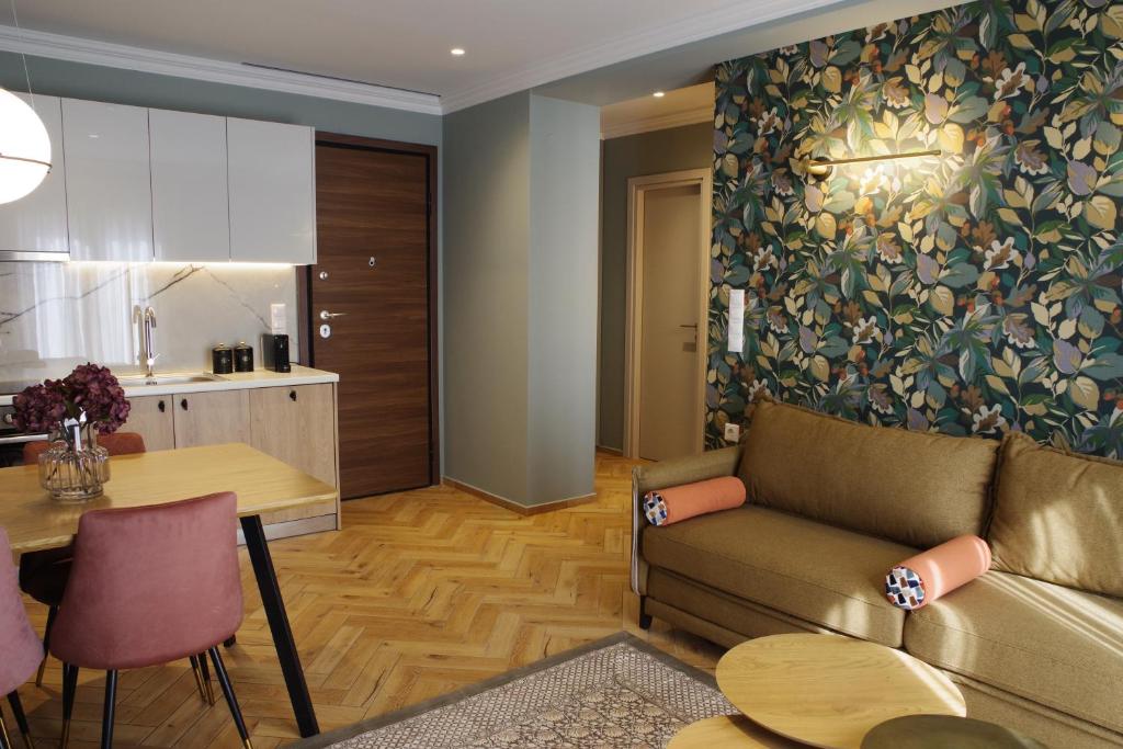 
One-Bedroom Apartment
