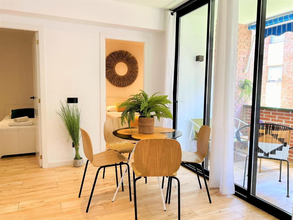 Posedenie v ubytovaní Ecochic Apartment in Fuengirola Center