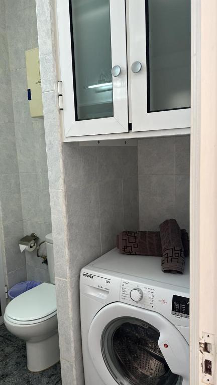 A bathroom at Central Seaview Apartment Puerto del Carmen