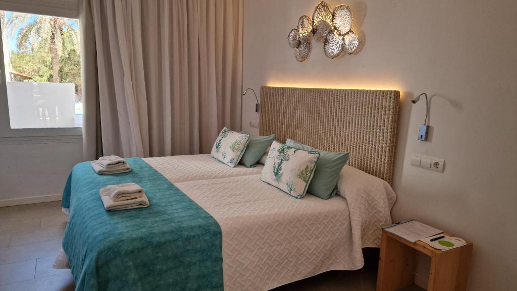Postel nebo postele na pokoji v ubytování Apartamentos Costamar II