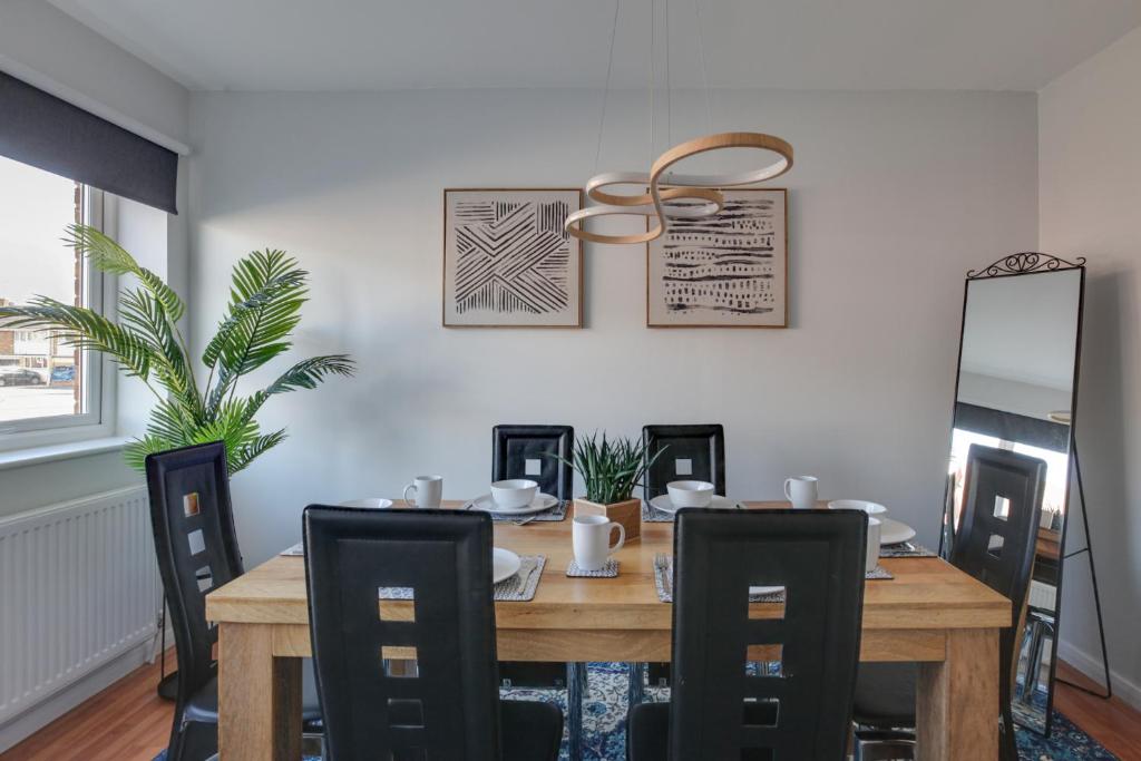 Niche Sunrise Townhouse, Chelmsford (updated prices 2024)