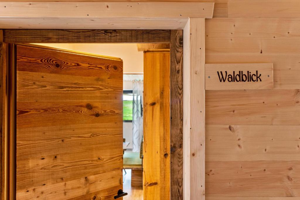 Fotografie z fotogalerie ubytování Blosegghof Bergchalets Waldblick v destinaci Racines