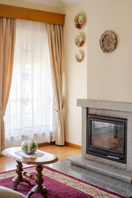 Posezení v ubytování Remédios Apartment