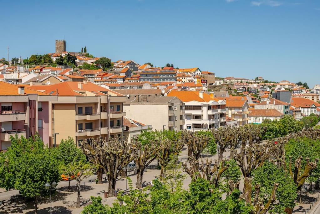 Nespecifikovaný výhled na destinaci Lamego nebo výhled na město při pohledu z apartmánu