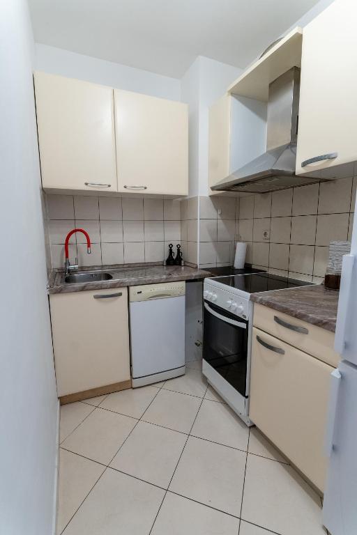 Kuchyň nebo kuchyňský kout v ubytování Apartment Bonaca