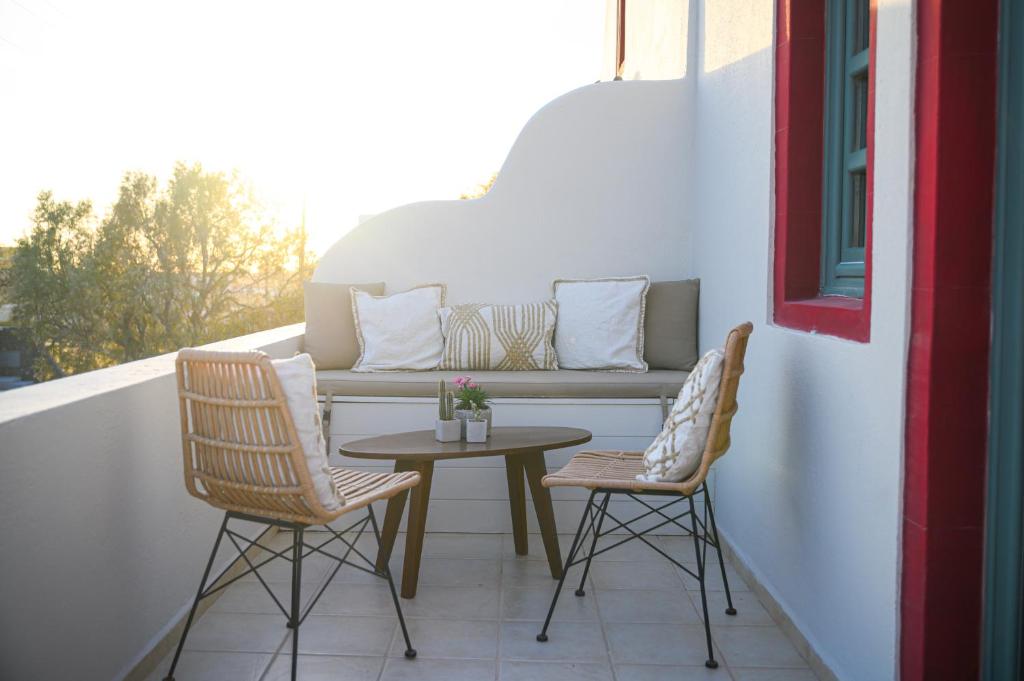 Балкон или терраса в Michelangelo Beach Villa