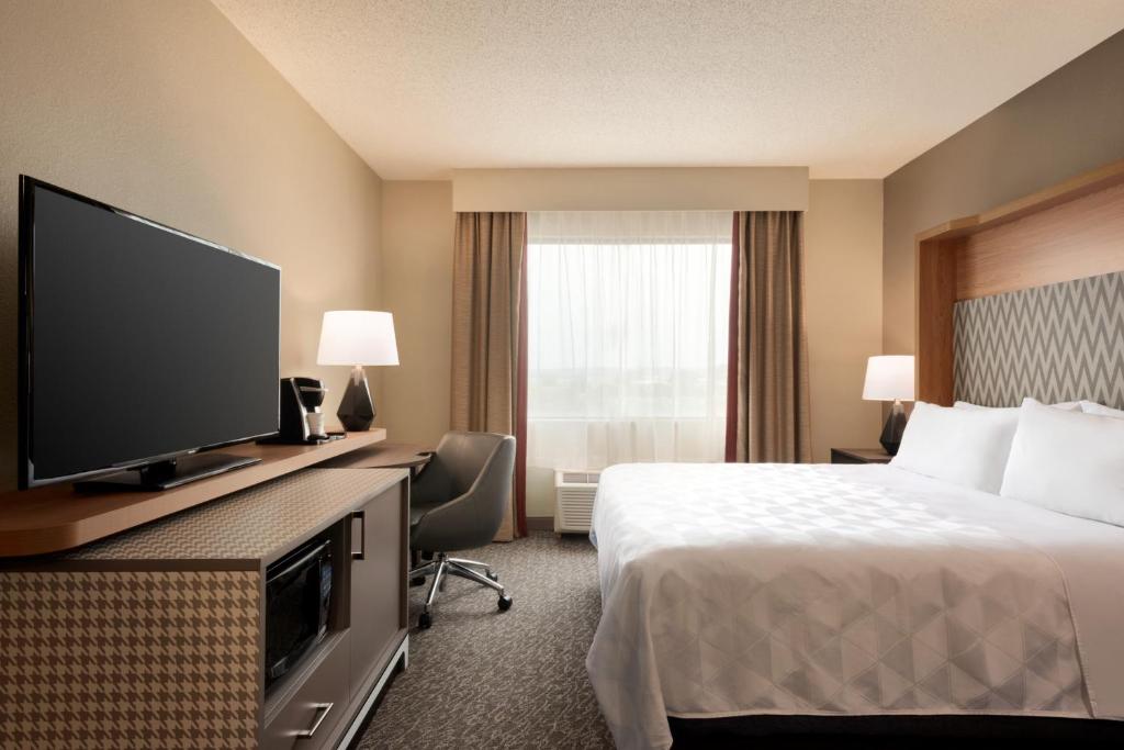 Holiday Inn Hotel & Suites Council Bluffs by IHG - Habitación Estándar