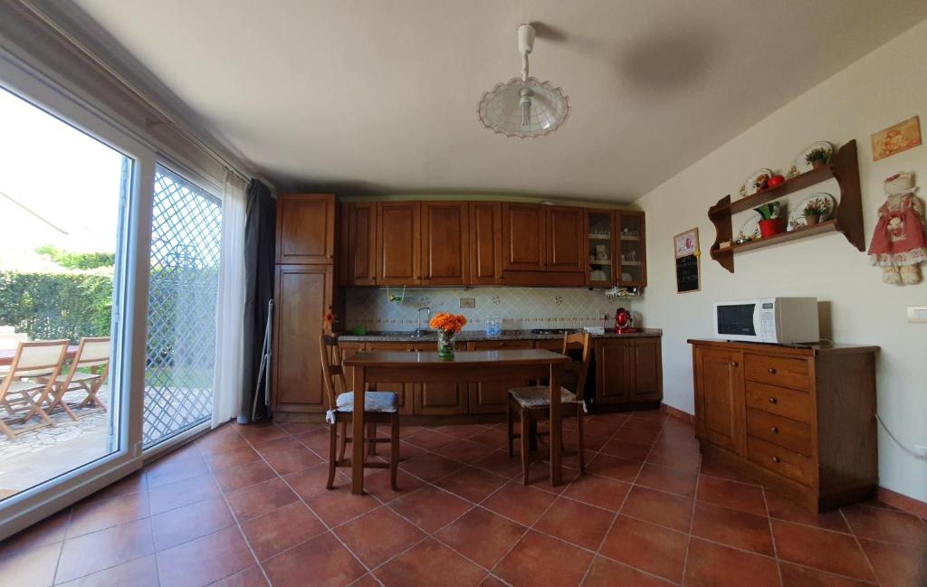 Kuchyň nebo kuchyňský kout v ubytování Pontedera Toscana