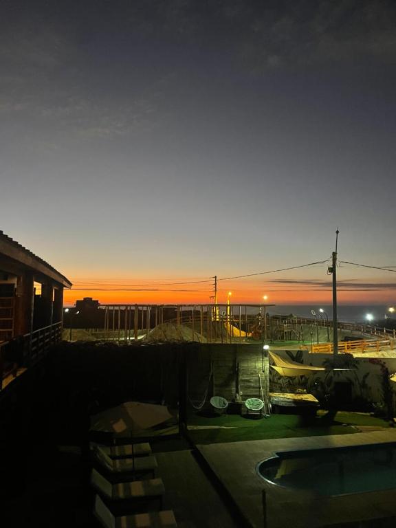 Východ nebo západ slunce při pohledu z bed and breakfast nebo okolí
