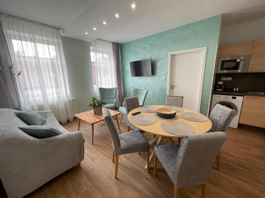 Kuchyň nebo kuchyňský kout v ubytování Apartmány Jasmín