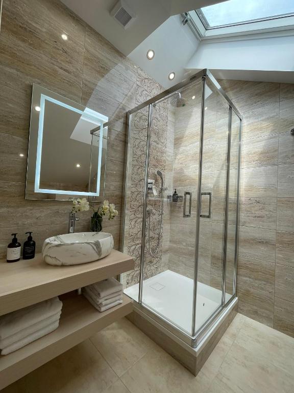 Koupelna v ubytování Apartmány Jasmín