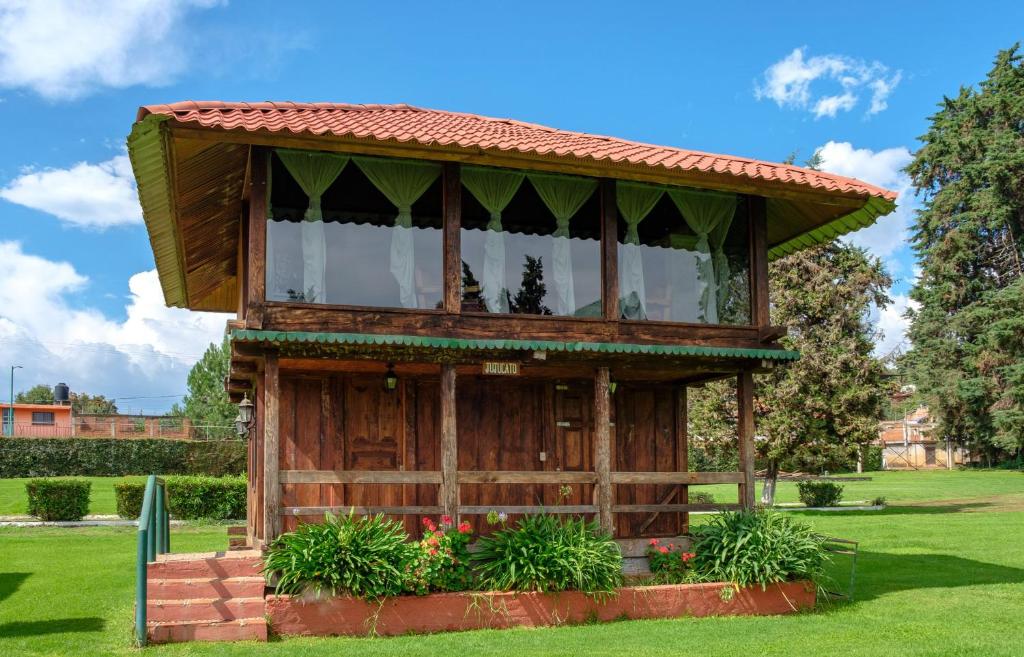 Zahrada ubytování Zirahuen Forest and Resort