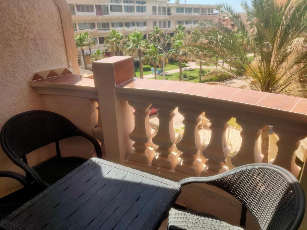 Balkón nebo terasa v ubytování شقه فندقيه علي البحر Hotel apartments next to the sea