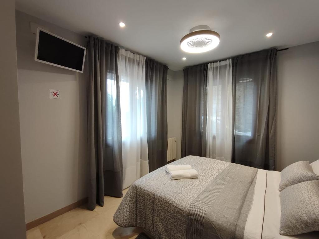 HABITACION CON HERMOSAS VISTAS A BILBAO - 带私人浴室的双人间
