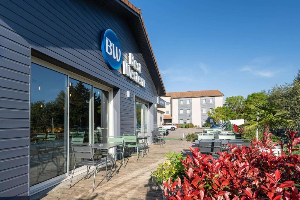Budova, kde se hotel nachází