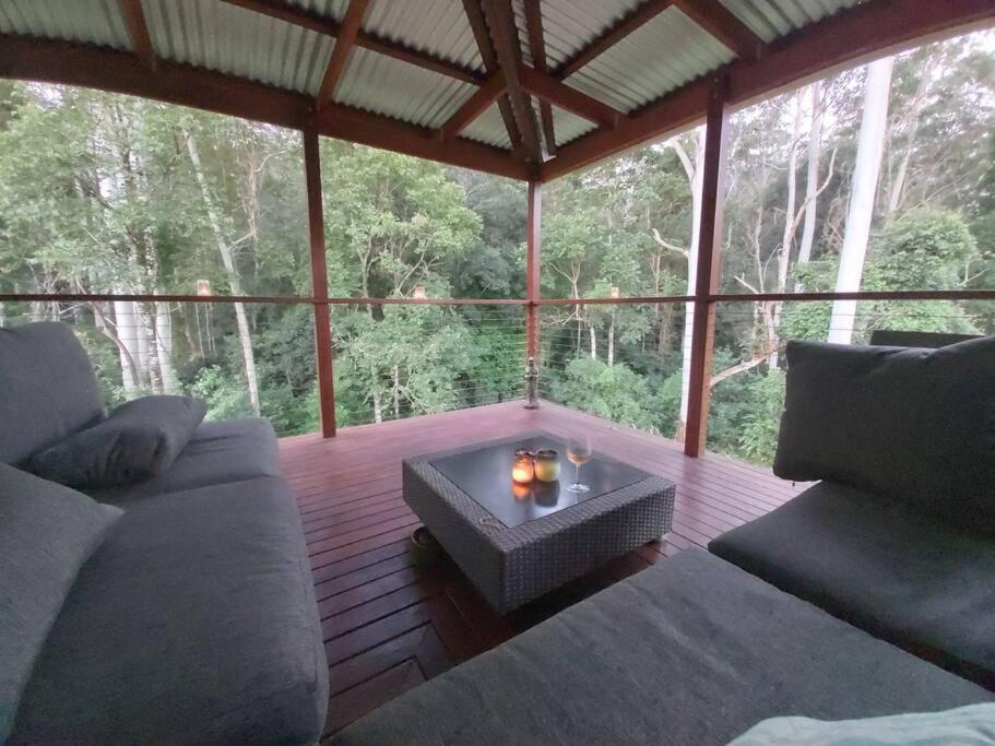 Posezení v ubytování Eucalyptus Escape - Privacy in the Hinterland