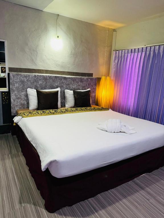 Pakor Boutique Resort - Deluxe King Room