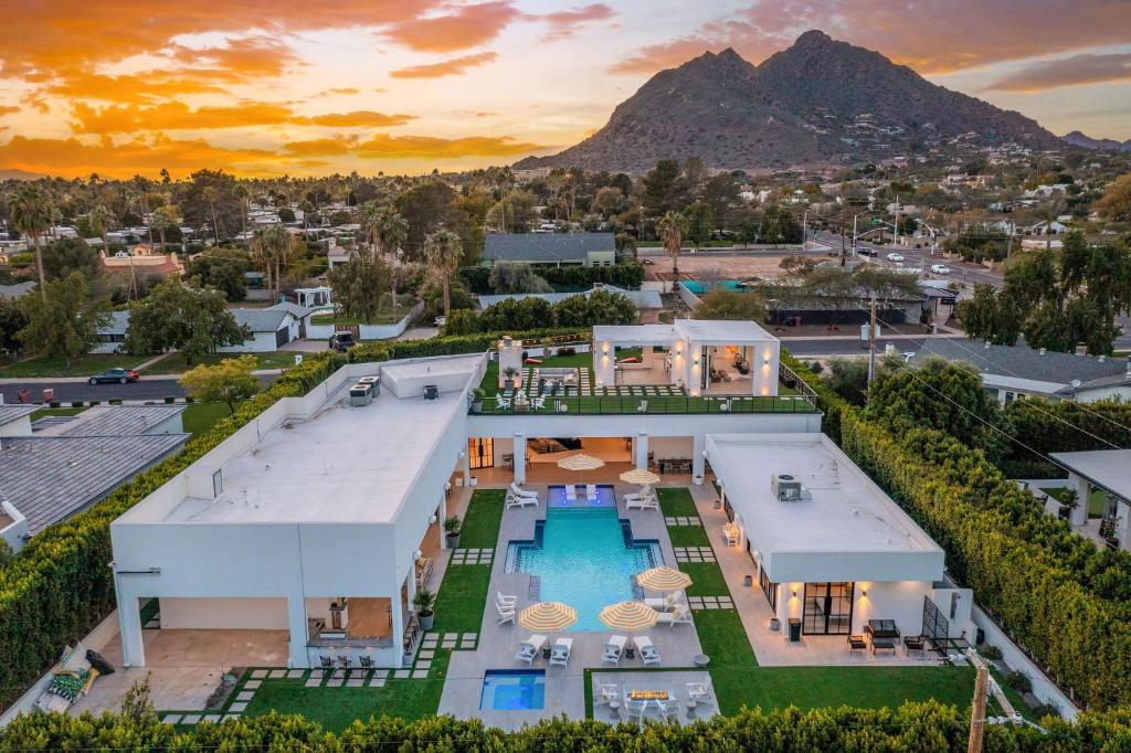 Γενική θέα στο βουνό ή θέα στο βουνό από  αυτή η παραθεριστική κατοικία