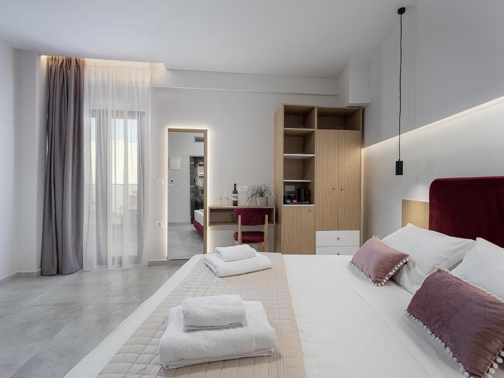 Miss Marrone City Hotel - 12