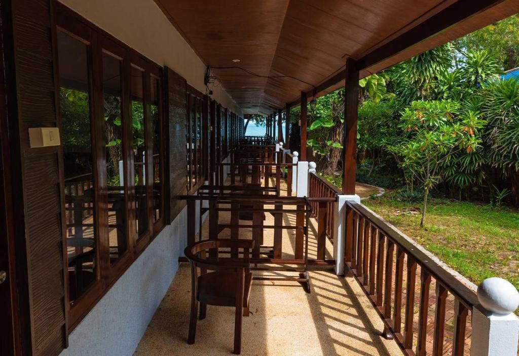 Balkón nebo terasa v ubytování Satva Samui Yoga and Wellness Resort