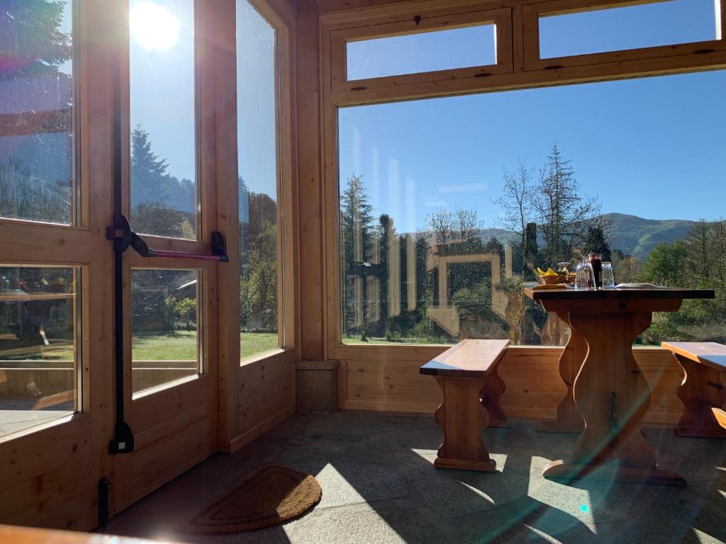 Nespecifikovaný výhled na hory nebo výhled na hory při pohledu z bed and breakfast